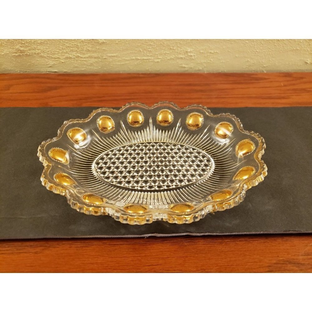 Antique US Victorian  Pressed Glass Small Oval Candy Trinket Soap Dish
